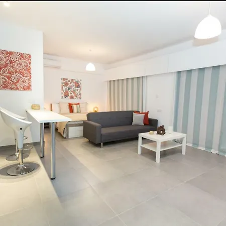 Apartman Yolo Sunrice 1 *